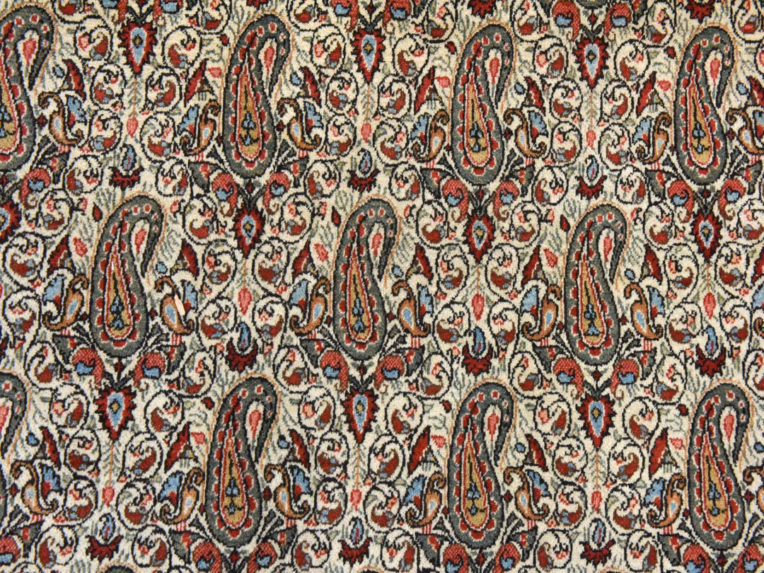 7'10" x 10'9" Vintage Hand Knotted Ivory Wool Rectangle Oriental Rug - MOA10278539