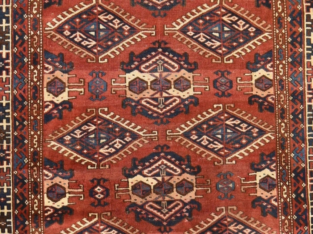 4'5" x 7'6" Vintage Hand Knotted Red Wool Rectangle Oriental Rug - MOA10278566