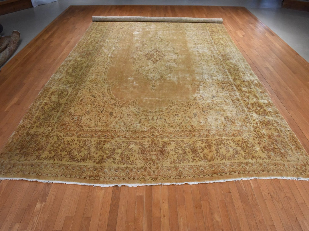 12'5" x 20'2" Vintage Hand Knotted Brown Wool Rectangle Oriental Rug - MOA10278569