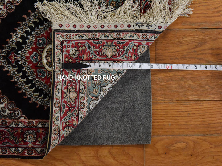1'6" x 2'0" New Hand Knotted Brown Silk Rectangle Oriental Rug - MOA10278592