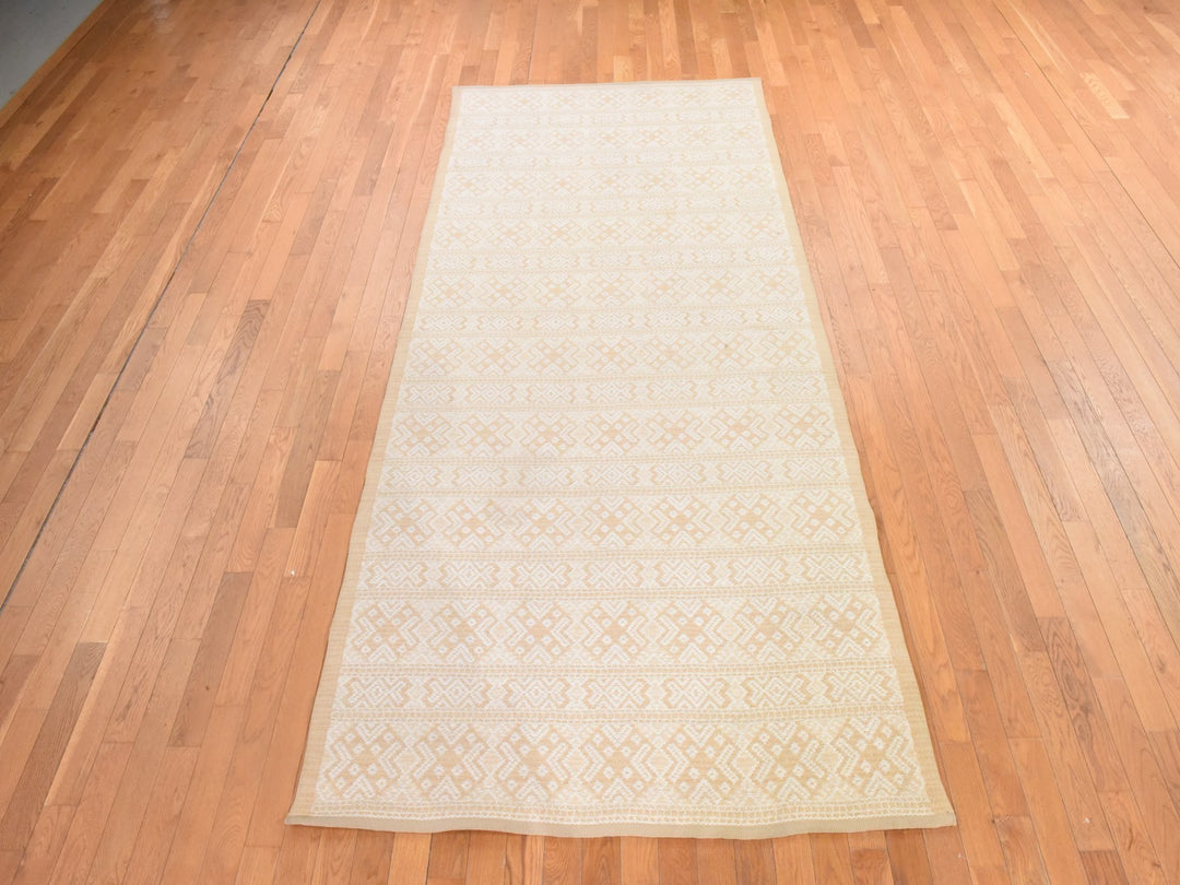4'9" x 10'9" New Hand Knotted Ivory Wool Runner Oriental Rug - MOA10278621