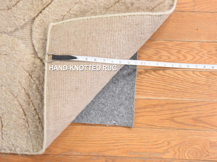 2'1" x 2'10" New Hand Knotted Beige Wool Rectangle Oriental Rug - MOA10278641