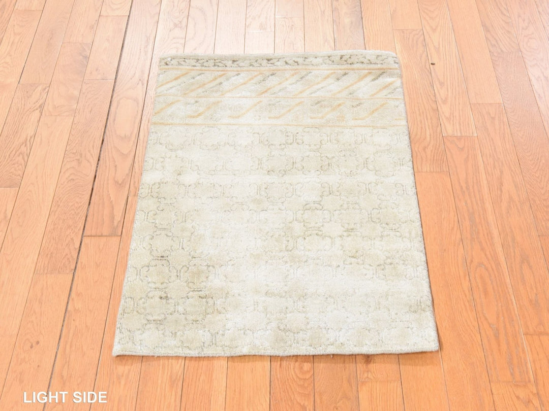2'1" x 3'0" New Hand Knotted Ivory Silk Rectangle Oriental Rug - MOA10278647
