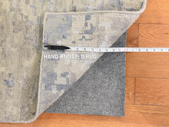 9'10" x 10'0" New Hand Knotted Grey Wool & Silk Square Oriental Rug - MOA10278667