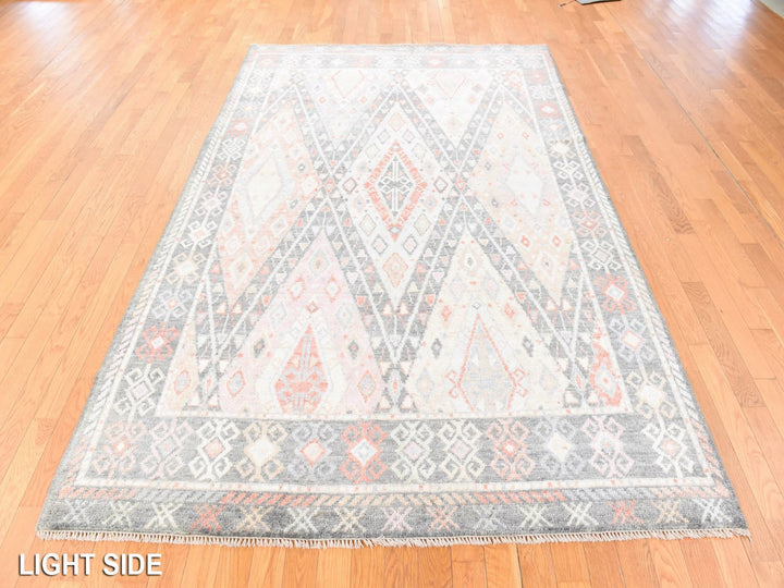 6'1" x 9'2" New Hand Knotted Grey Wool Rectangle Oriental Rug - MOA10278686