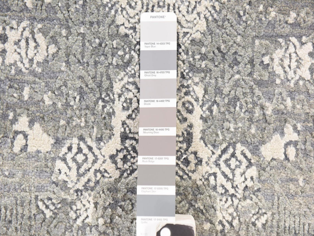 6'0" x 6'0" New Hand Knotted Grey Wool & Silk Round Oriental Rug - MOA10278694