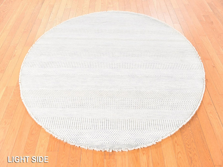 6'0" x 6'0" New Hand Knotted Grey Wool & Silk Round Oriental Rug - MOA10278696