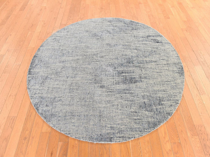 5'9" x 5'9" New Hand Loomed Grey Wool & Silk Round Oriental Rug - MOA10278700