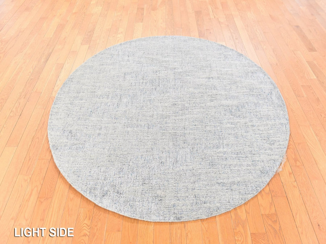 5'9" x 5'9" New Hand Loomed Grey Wool & Silk Round Oriental Rug - MOA10278700