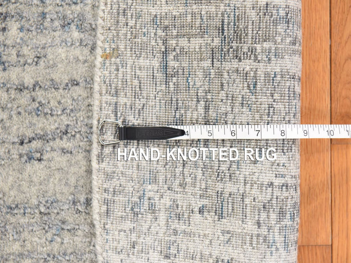 5'9" x 5'9" New Hand Loomed Grey Wool & Silk Round Oriental Rug - MOA10278700