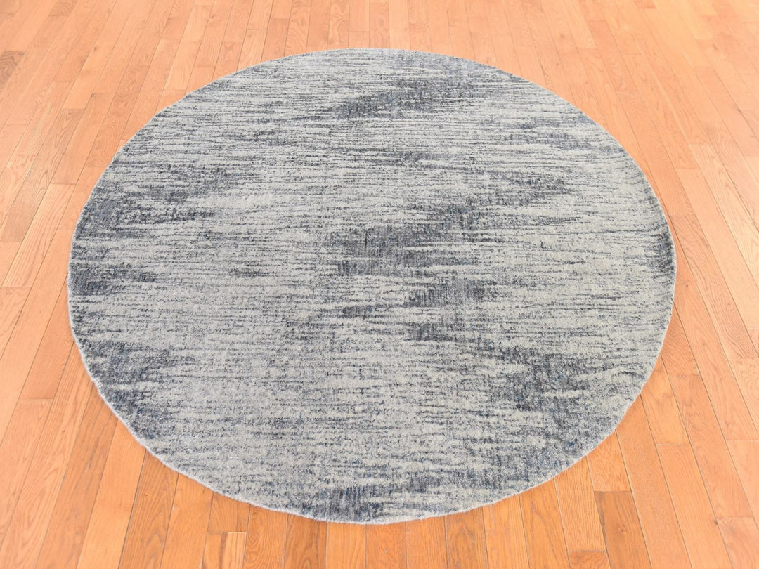 5'9" x 5'9" New Hand Loomed Grey Wool & Art Silk Round Oriental Rug - MOA10278701