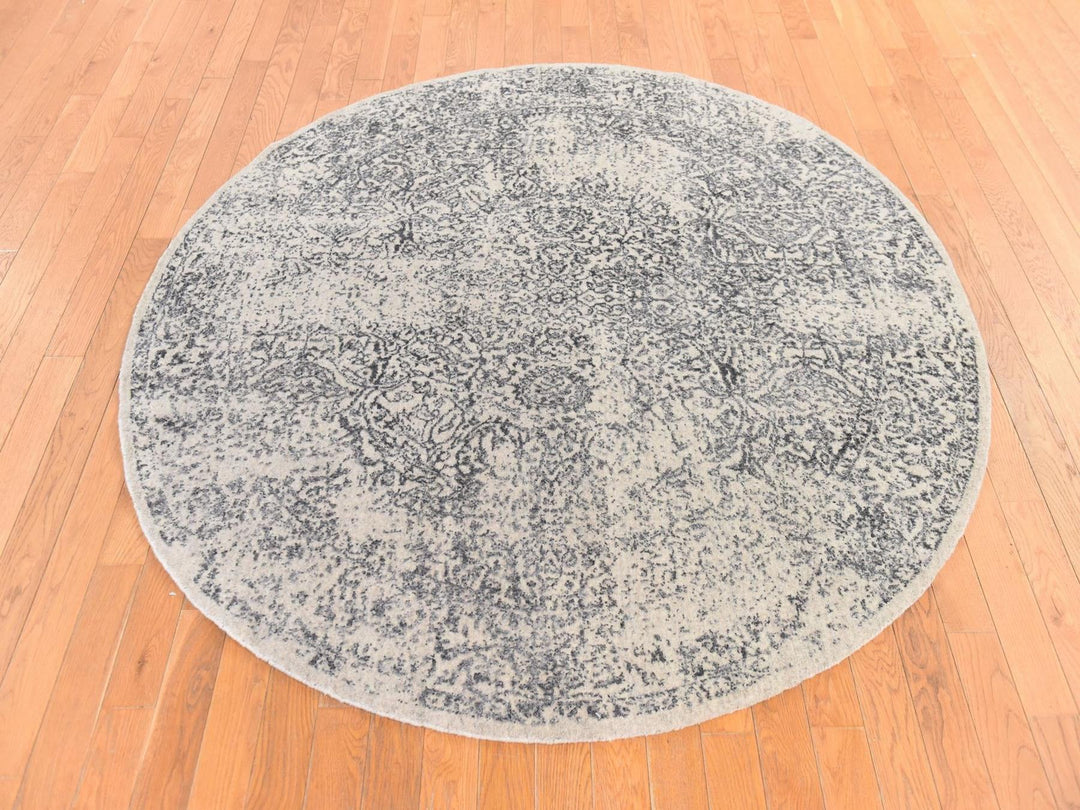 5'10" x 5'10" New Hand Loomed Grey Wool & Silk Round Oriental Rug - MOA10278704