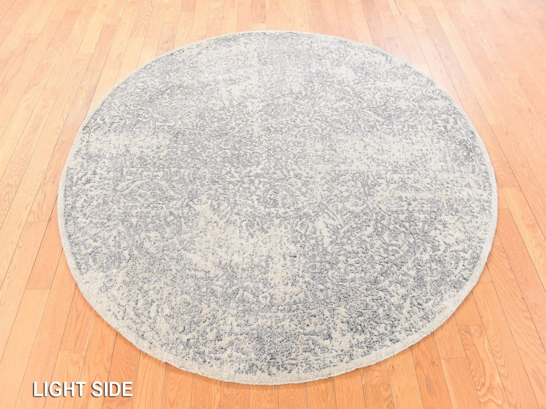 5'10" x 5'10" New Hand Loomed Grey Wool & Silk Round Oriental Rug - MOA10278704