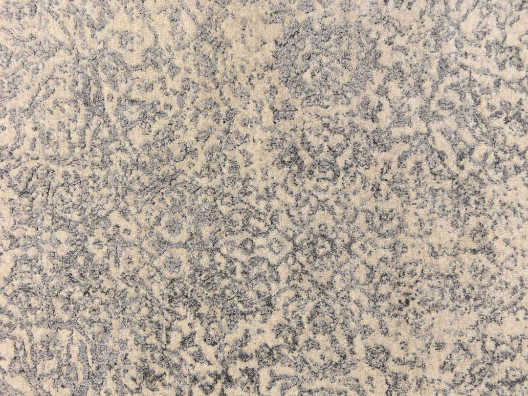5'10" x 5'10" New Hand Loomed Grey Wool & Silk Round Oriental Rug - MOA10278704