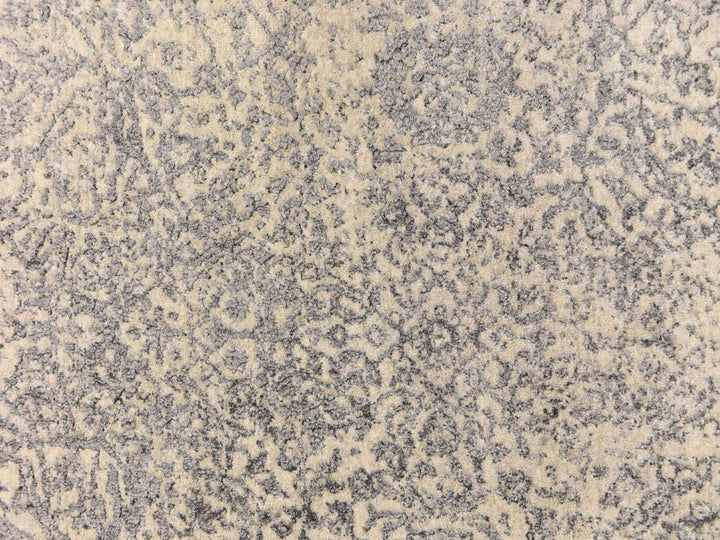 5'10" x 5'10" New Hand Loomed Grey Wool & Silk Round Oriental Rug - MOA10278704
