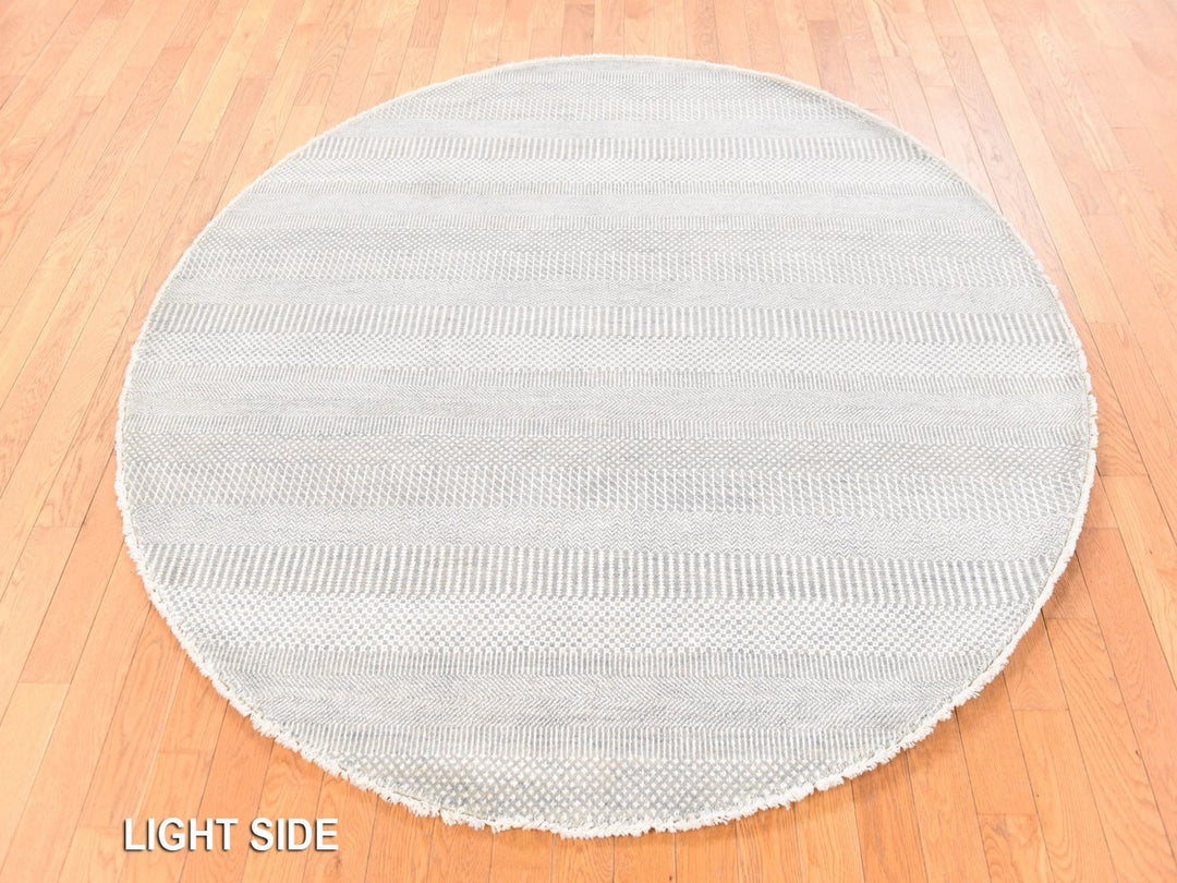 6'0" x 6'0" New Hand Knotted Grey Wool & Silk Round Oriental Rug - MOA10278708