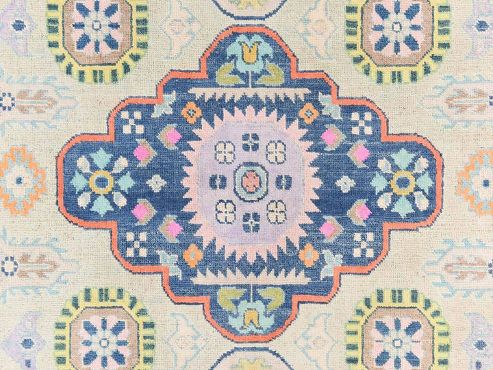 5'1" x 6'6" New Hand Knotted Ivory Wool Rectangle Oriental Rug - MOA10278724