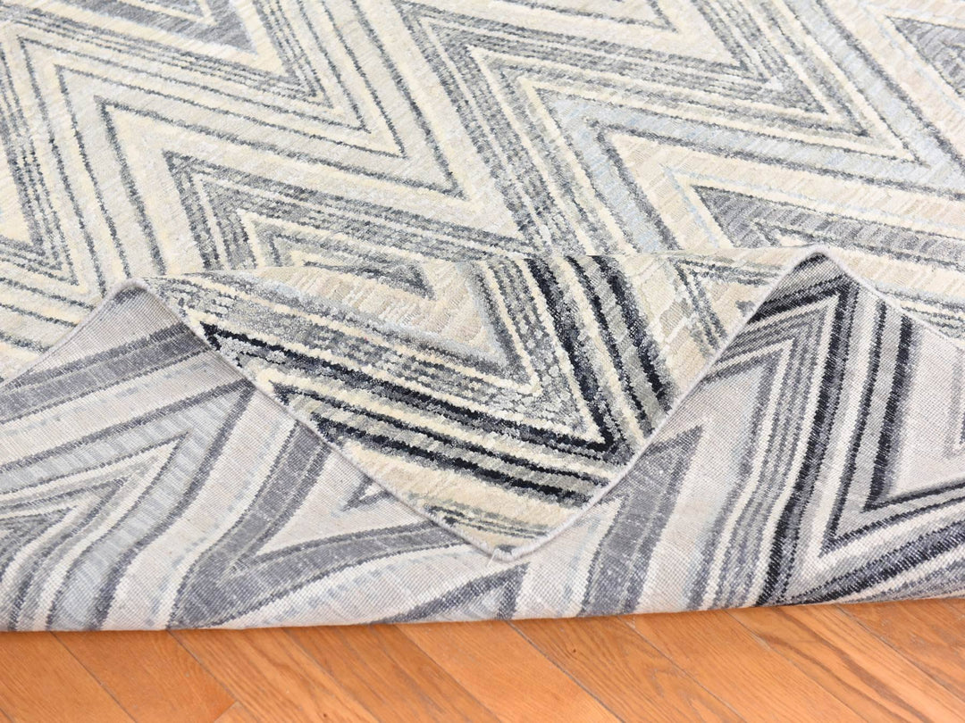 8'9" x 12'2" New Hand Knotted Grey Wool & Silk Rectangle Oriental Rug - MOA10278736