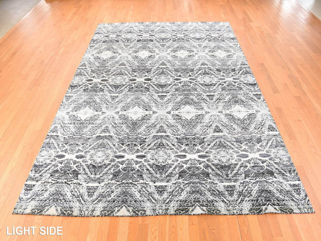 8'8" x 12'1" New Hand Knotted Black Silk Rectangle Oriental Rug - MOA10278739