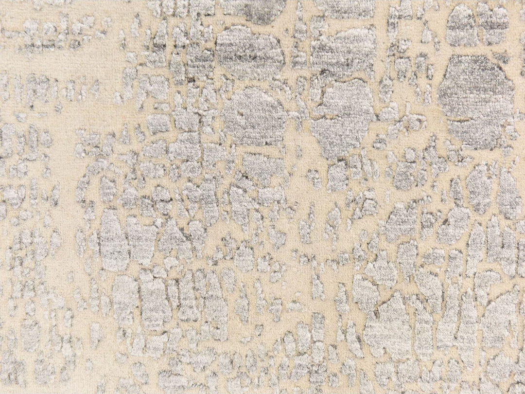 2'5" x 10'1" New Hand Knotted Grey Wool & Silk Runner Oriental Rug - MOA10278755