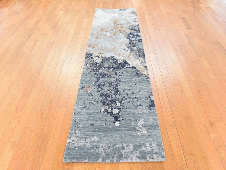 2'6" x 10'0" New Hand Knotted Grey Wool & Silk Runner Oriental Rug - MOA10278757