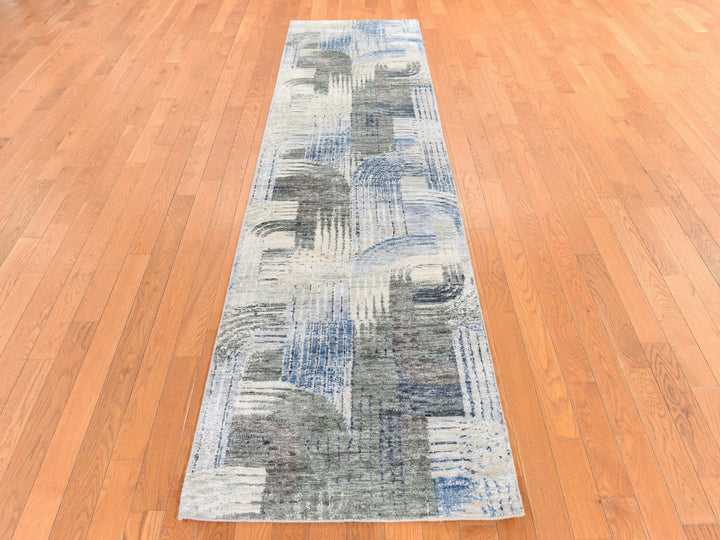2'7" x 10'4" New Hand Knotted Ivory Wool & Silk Runner Oriental Rug - MOA10278758