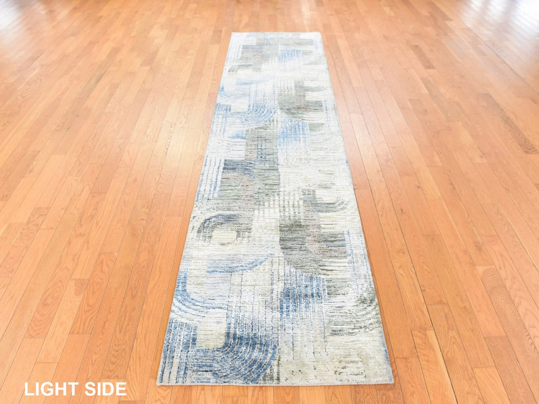 2'7" x 10'4" New Hand Knotted Ivory Wool & Silk Runner Oriental Rug - MOA10278760