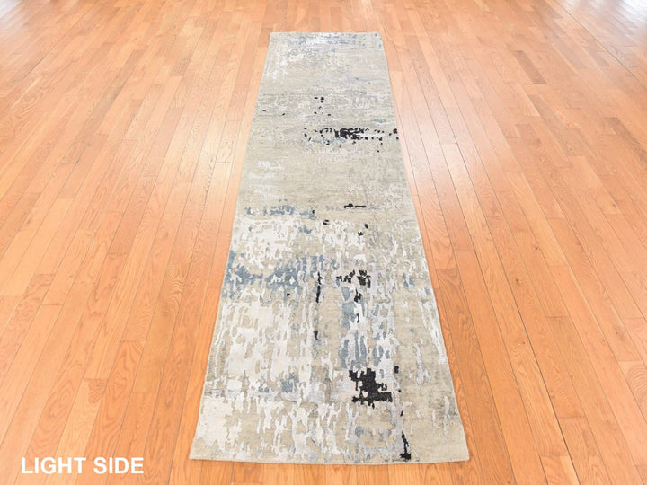 2'5" x 9'9" New Hand Knotted Beige Wool & Silk Runner Oriental Rug - MOA10278765