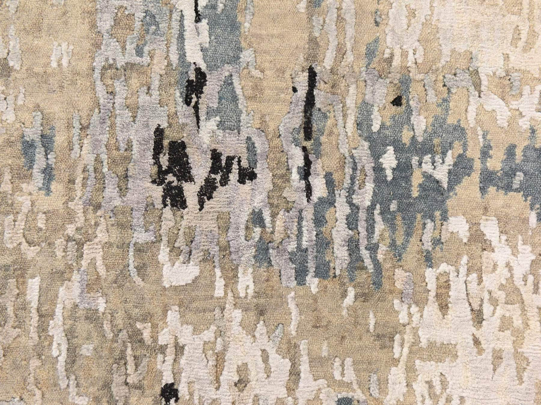 2'5" x 9'9" New Hand Knotted Beige Wool & Silk Runner Oriental Rug - MOA10278765