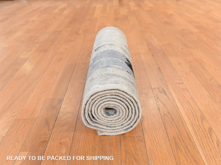 2'5" x 9'9" New Hand Knotted Beige Wool & Silk Runner Oriental Rug - MOA10278765