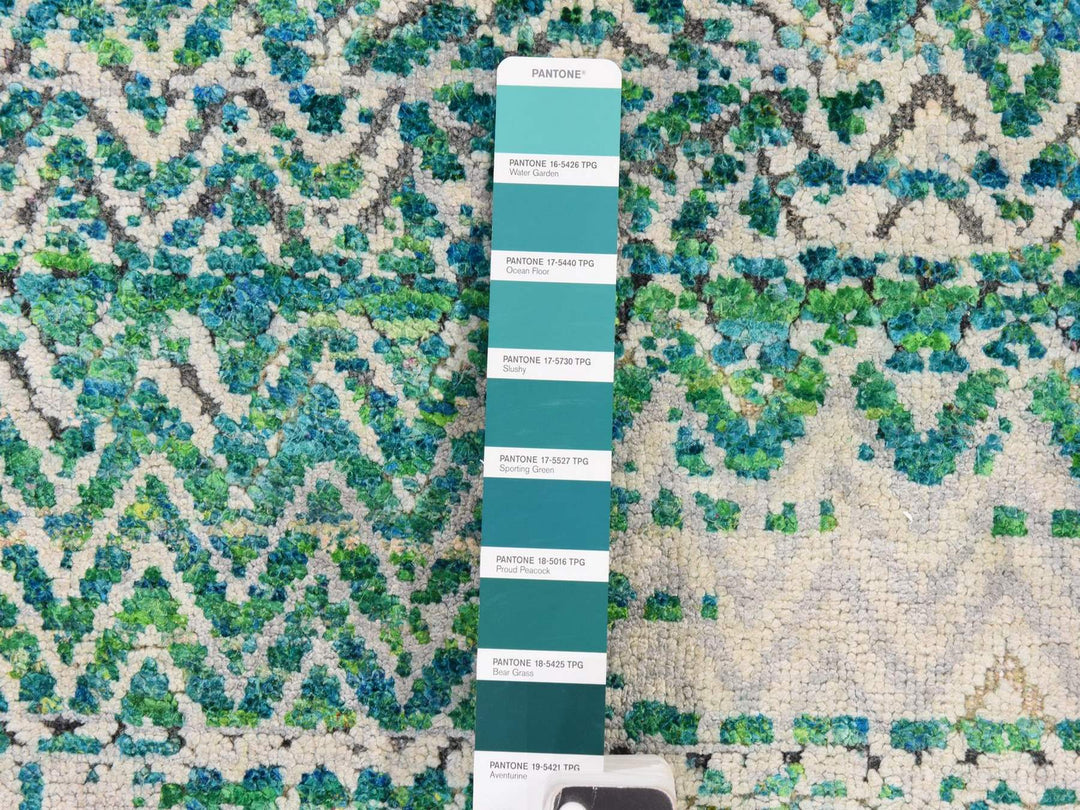 8'10" x 12'0" New Hand Knotted Green Wool & Silk Rectangle Oriental Rug - MOA10278841