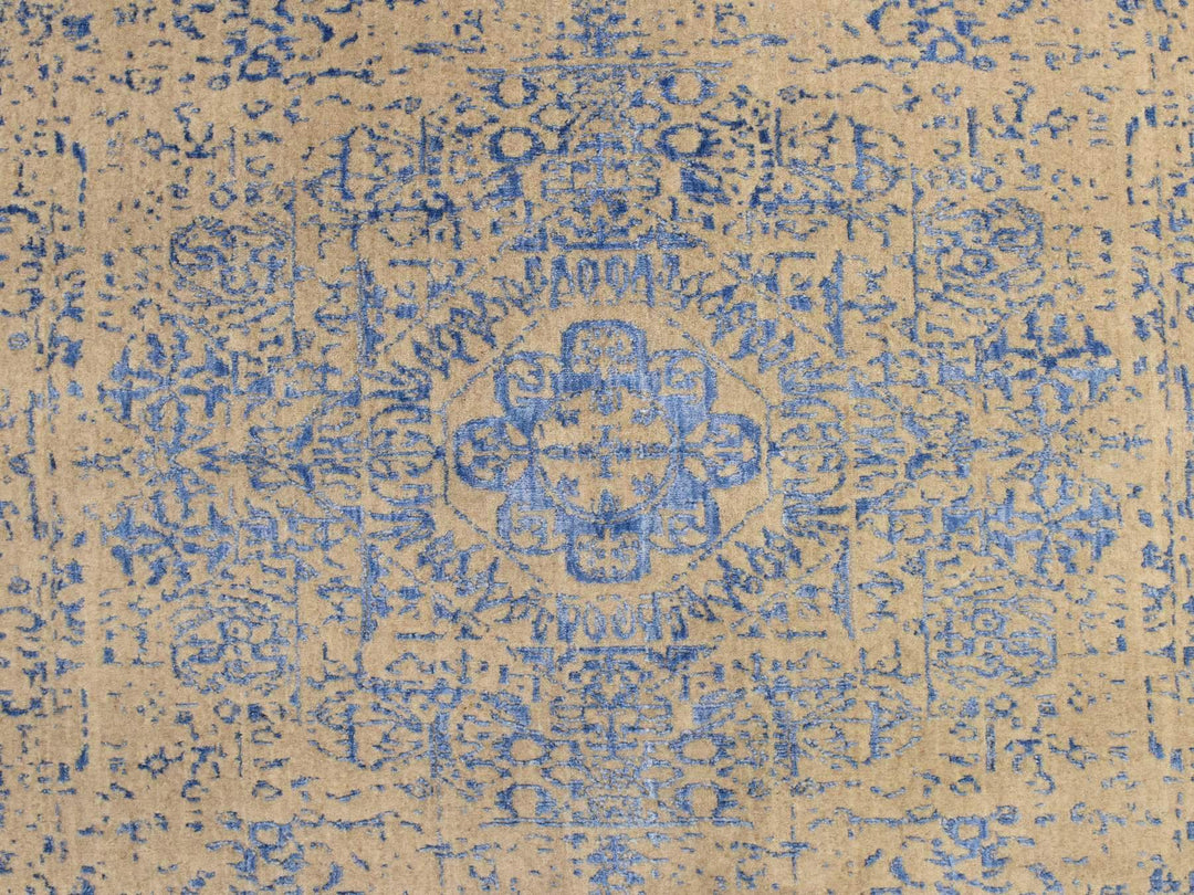 8'0" x 8'0" New Hand Loomed Beige Wool & Silk Round Oriental Rug - MOA10278858