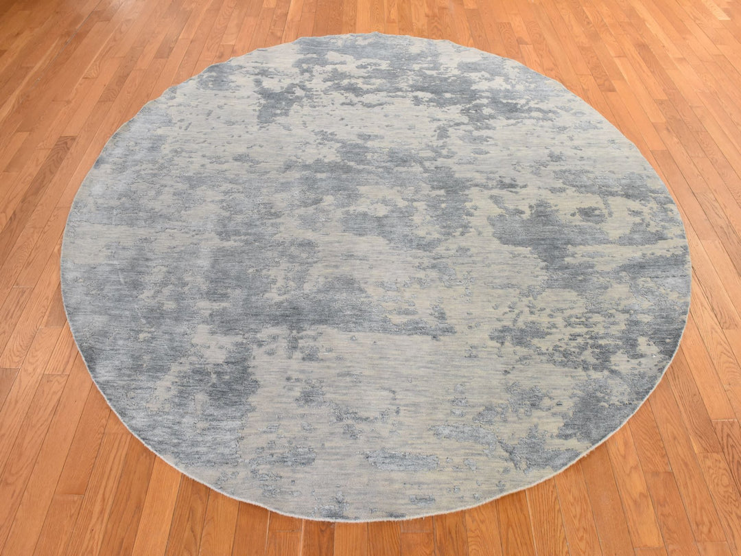 7'10" x 7'10" New Hand Knotted Grey Wool & Silk Round Oriental Rug - MOA10278859