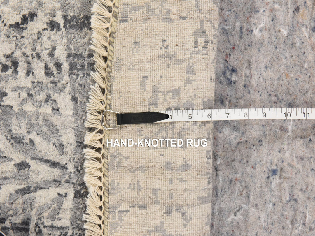 8'0" x 8'0" New Hand Knotted Grey Wool & Silk Round Oriental Rug - MOA10278864