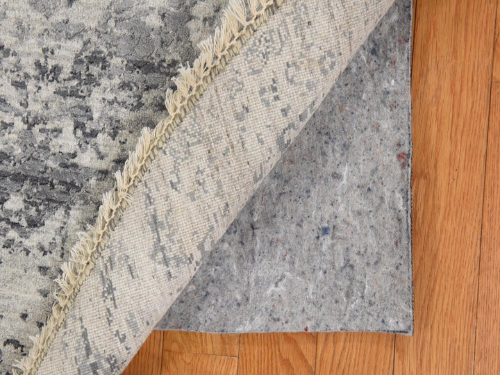 8'0" x 8'0" New Hand Knotted Grey Wool & Silk Round Oriental Rug - MOA10278864