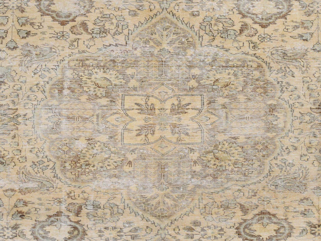6'8" x 9'8" Vintage Hand Knotted Beige Wool Rectangle Oriental Rug - MOA10278878