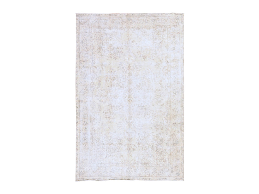 6'3" x 9'5" Vintage Hand Knotted Ivory Wool Rectangle Oriental Rug - MOA10278884