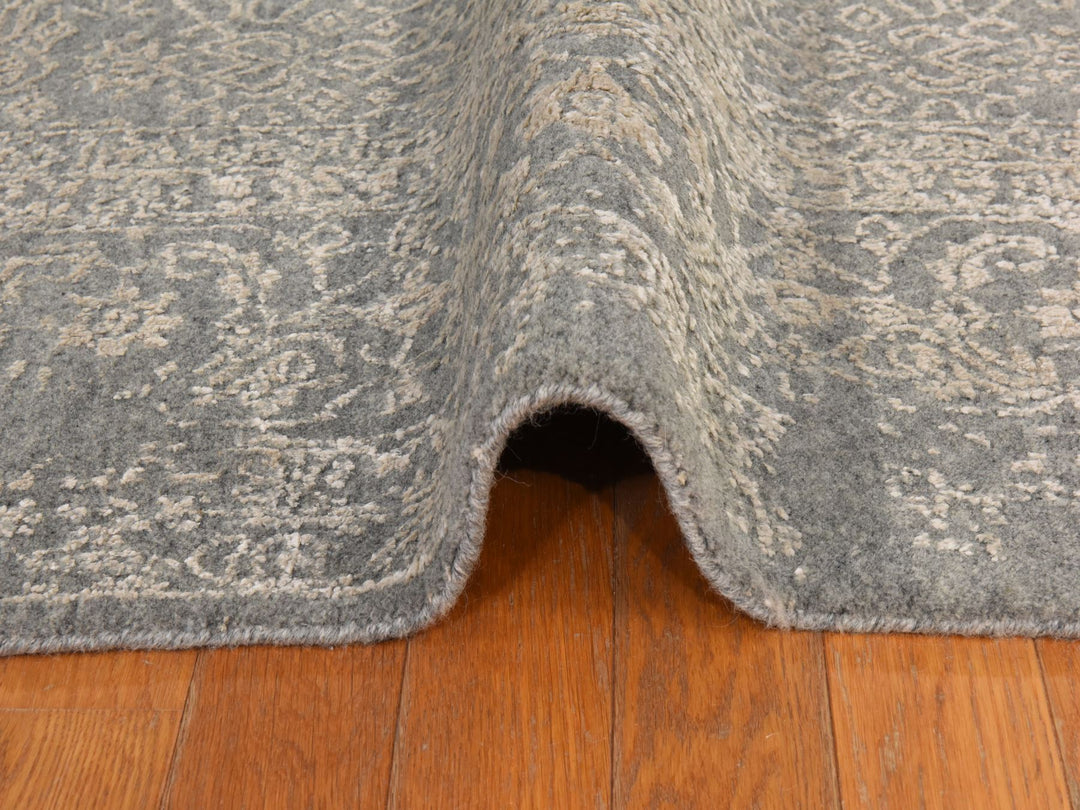 5'10" x 9'1" New Hand Loomed Grey Wool & Silk Rectangle Oriental Rug - MOA10278893