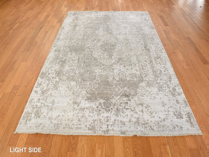 6'0" x 9'0" New Hand Knotted Grey Wool & Silk Rectangle Oriental Rug - MOA10278901