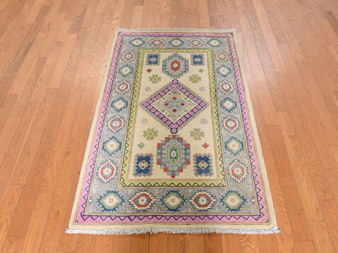 3'2" x 4'10" New Hand Knotted Ivory Wool Rectangle Oriental Rug - MOA10278917