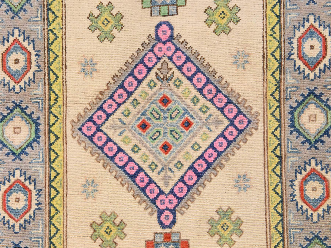 3'2" x 4'10" New Hand Knotted Ivory Wool Rectangle Oriental Rug - MOA10278917