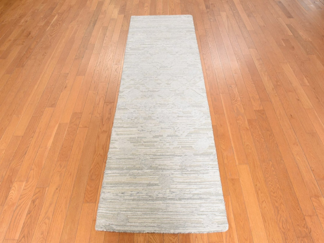 2'6" x 8'0" New Hand Knotted Grey Wool Runner Oriental Rug - MOA10278943