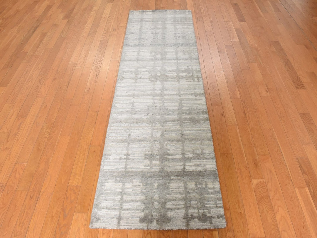 2'6" x 8'0" New Hand Knotted Ivory Wool Runner Oriental Rug - MOA10278944