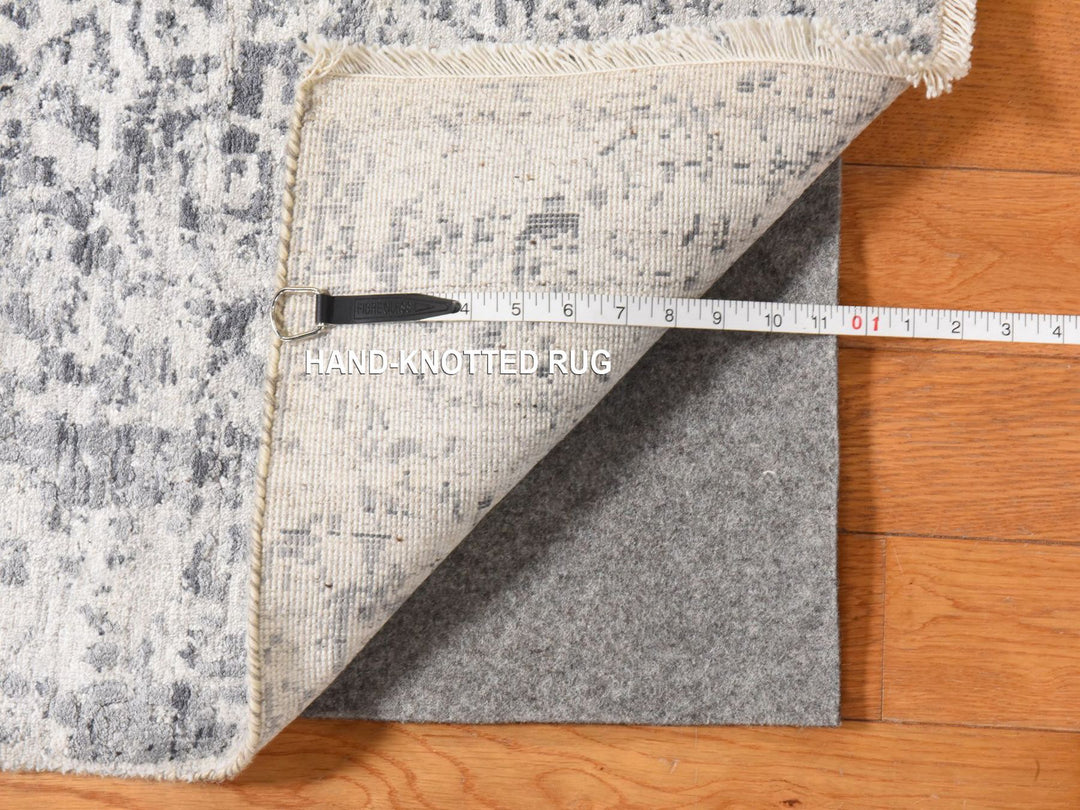 3'0" x 5'1" New Hand Knotted Grey Wool & Silk Rectangle Oriental Rug - MOA10278951