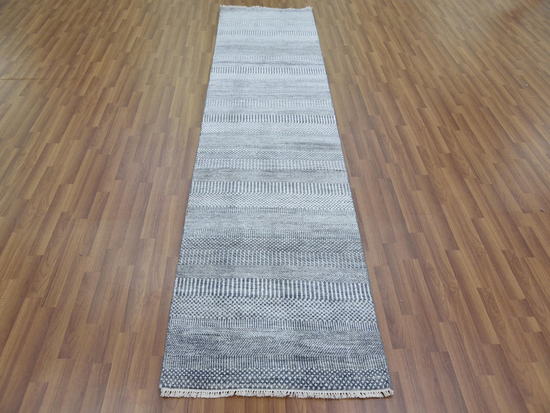 2'6" x 10'2" New Hand Knotted Grey Wool & Silk Runner Oriental Rug - MOA10279130