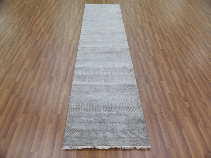 2'6" x 10'0" New Hand Knotted Grey Wool & Silk Runner Oriental Rug - MOA10279134