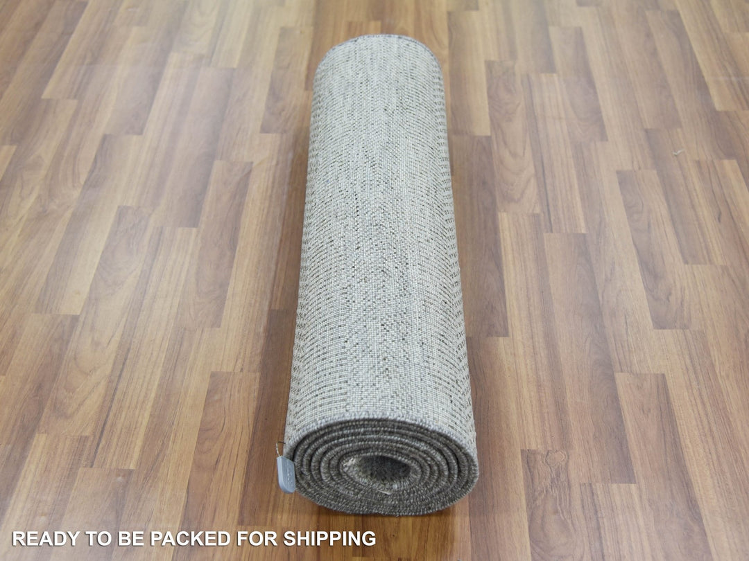 2'6" x 10'0" New Hand Knotted Grey Wool & Silk Runner Oriental Rug - MOA10279134