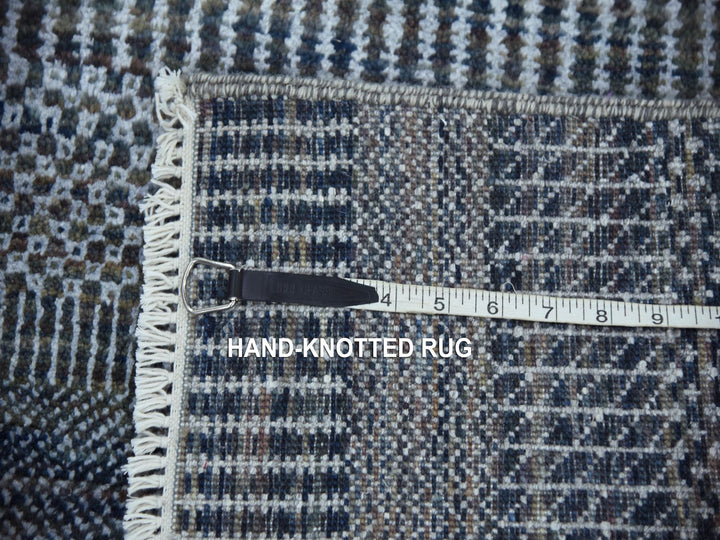 2'7" x 14'0" New Hand Knotted Grey Wool & Silk Runner Oriental Rug - MOA10279136