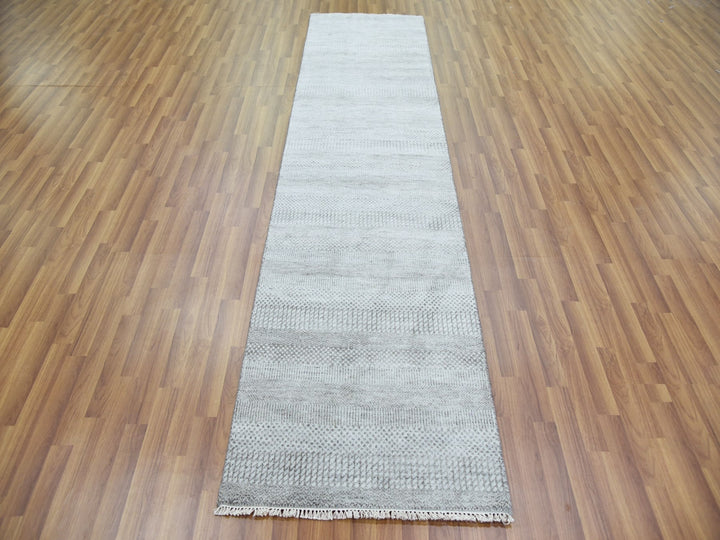 2'6" x 10'1" New Hand Knotted Grey Wool & Silk Runner Oriental Rug - MOA10279137
