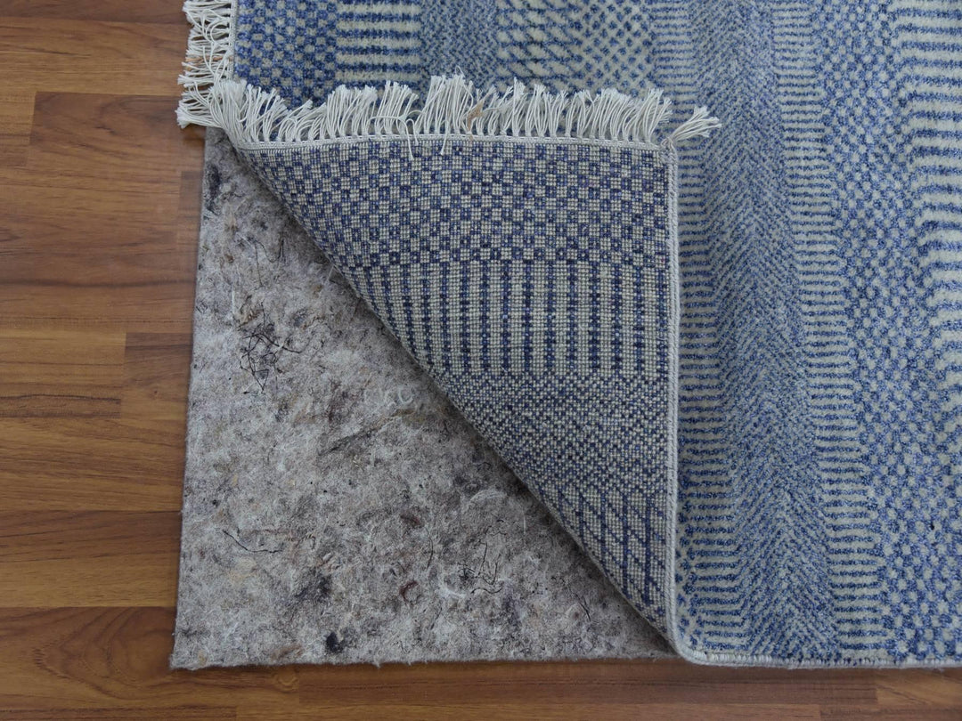 2'6" x 9'10" New Hand Knotted Grey Wool & Silk Runner Oriental Rug - MOA10279143